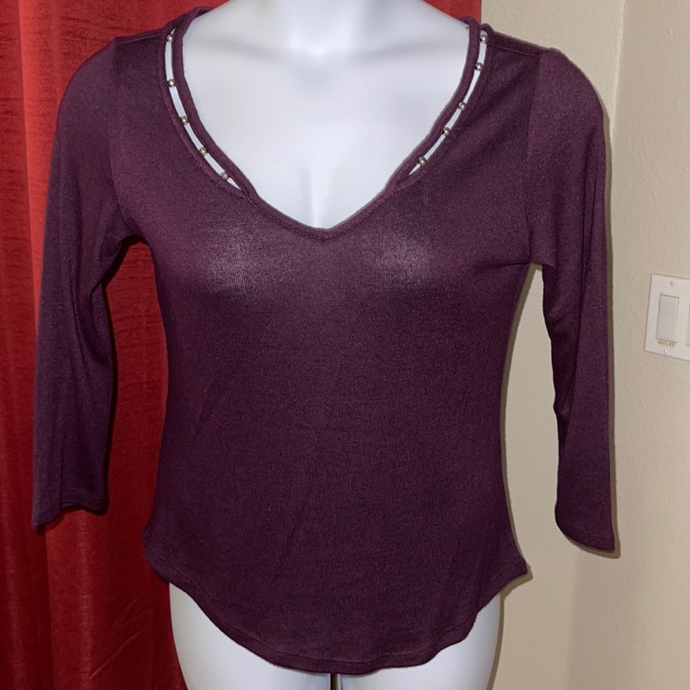 Jennifer Lopez Long Sleeved Blouse